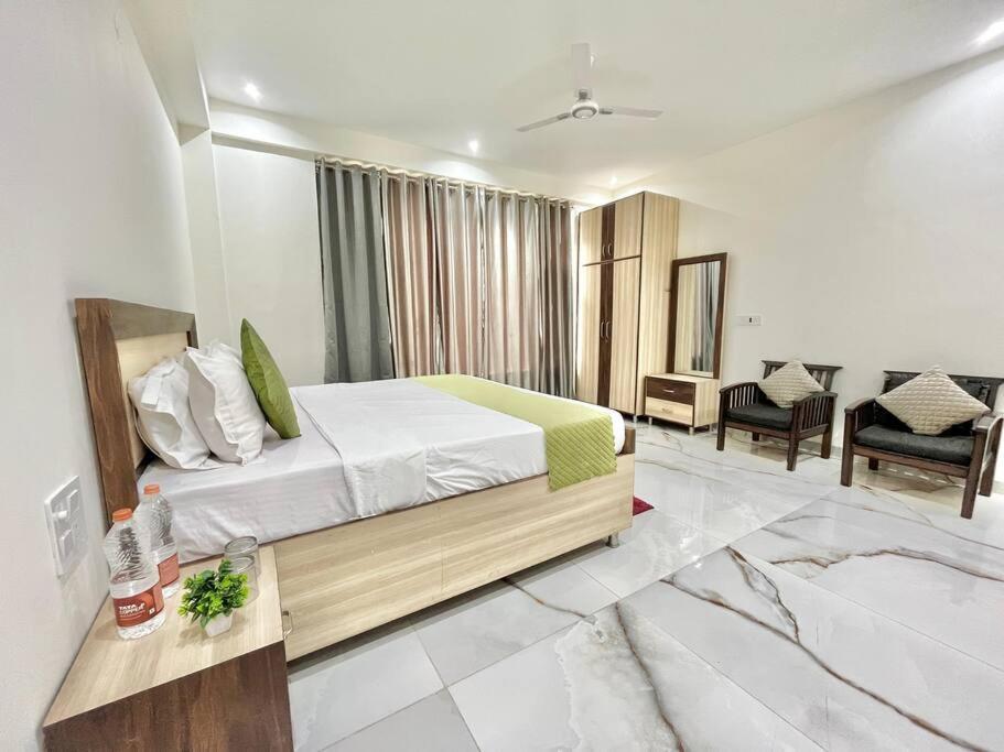 Host Jatin Kasauli Crest 7O1827O7O3 Lejlighed Eksteriør billede